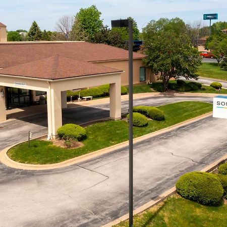 Iowa Inn Bettendorf Quad Cities Exterior photo